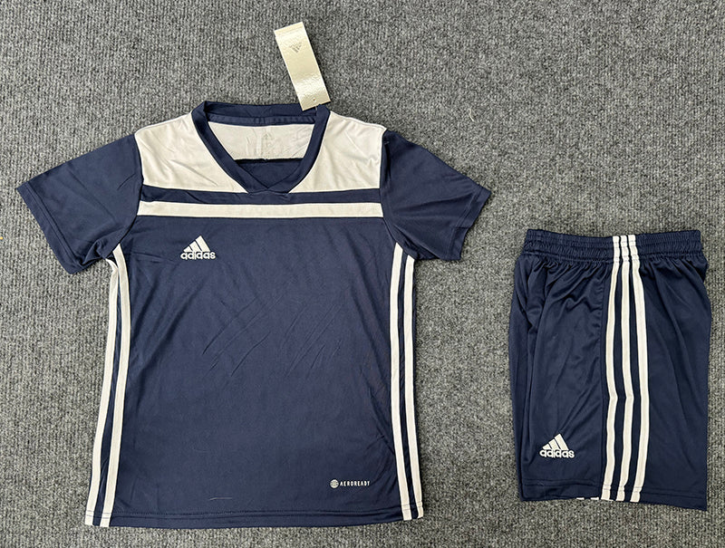 R016 Comfortable And Breathable Soccer Uniform Football Jersey With Logo Sublimation Soccer Wear For Men