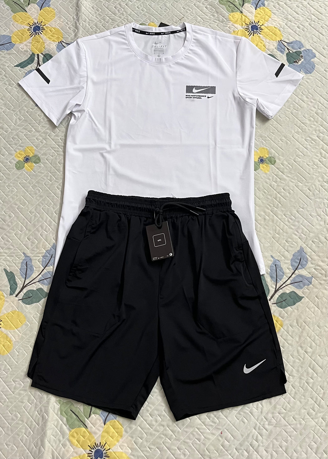 1539 Custom Refreshing Mesh Jersey Football Uniform Soccer Wear High Quality Soccer Jersey Set Breathable Men Soccer Clothing