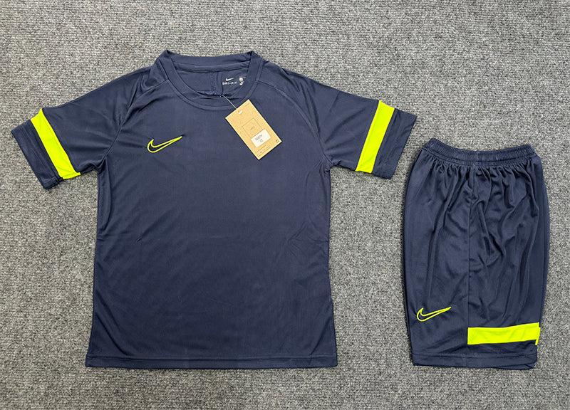 N007 Designs Quick Dry Football Jersey Soccer Jersey Set Men Soccer Uniform 100% Polyester Custom Soccer Wear