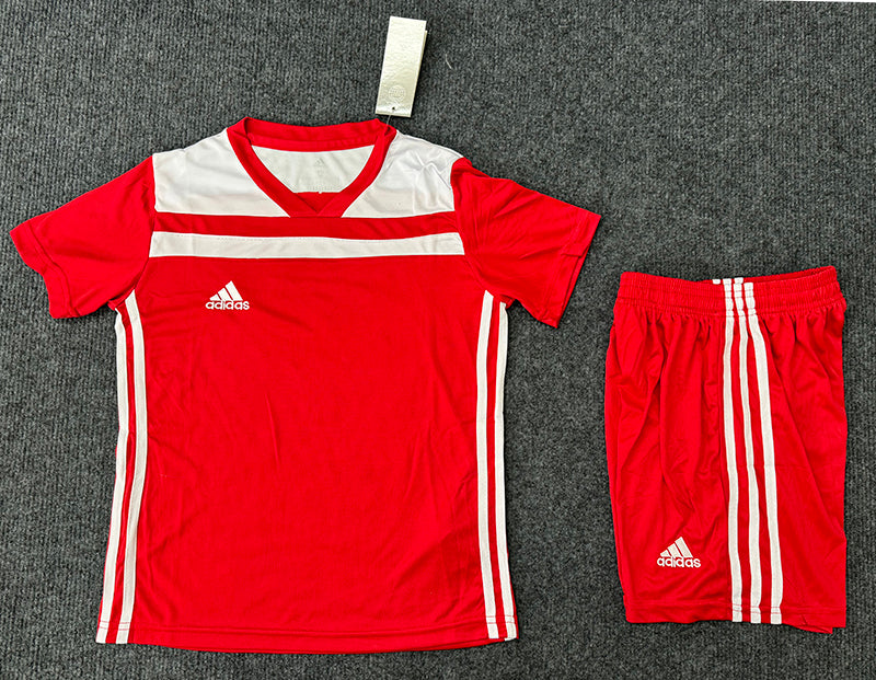 R016 Comfortable And Breathable Soccer Uniform Football Jersey With Logo Sublimation Soccer Wear For Men