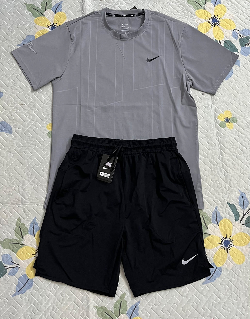 1243 Custom logo Quick Dry Short Sleeve Football Jersey for Men Wholesale Soccer Wear Set Sport Football Shirt Maillot De Foot