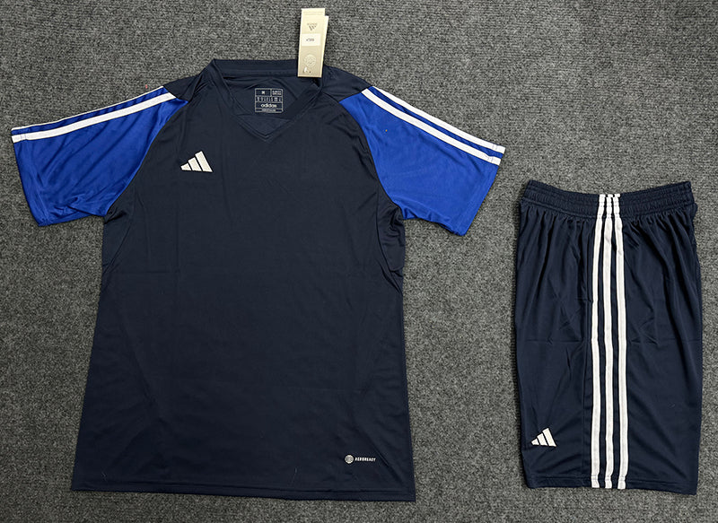R002 Wholesale Original Soccer Clothes Football Set Breathable Jersey Breathable Football Jersey
