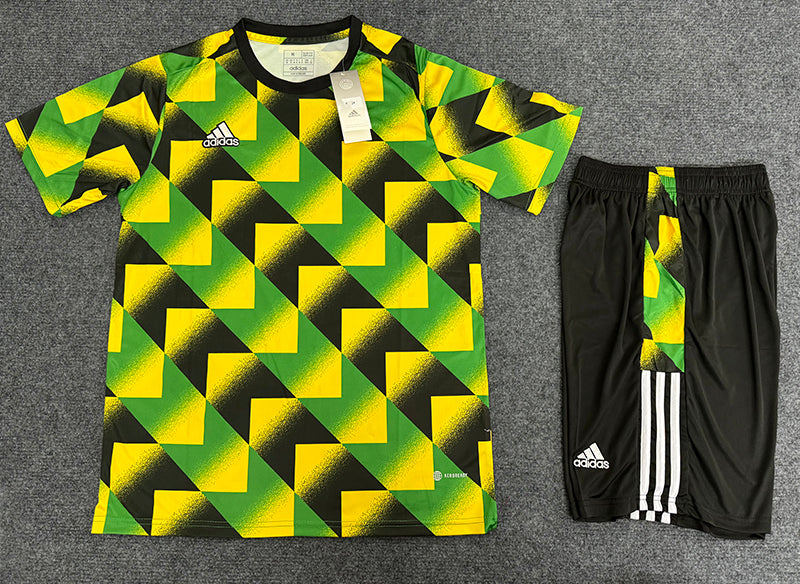 R013 Custom logos Breathable Soccer Wear Training Summer Short-sleeved Sports Wear Professional Soccer Uniform
