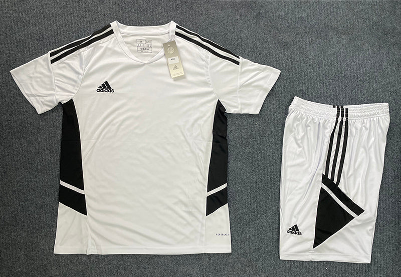 R003 Training Wear Futbol Breathable Men Short Sleeve Soccer Jersey Set Customized Soccer Wear