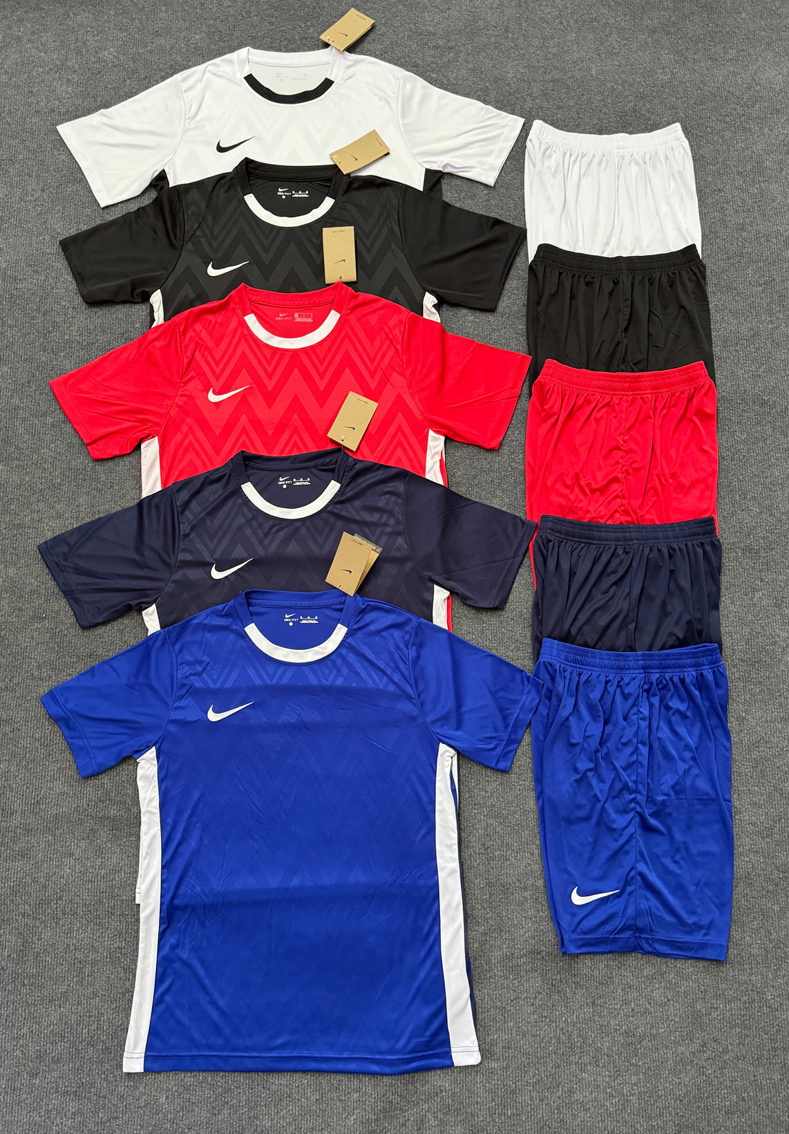 N011 Breathable Sportswear Soccer Mallot De Football Uniforms Set Team Soccer Wear for Man