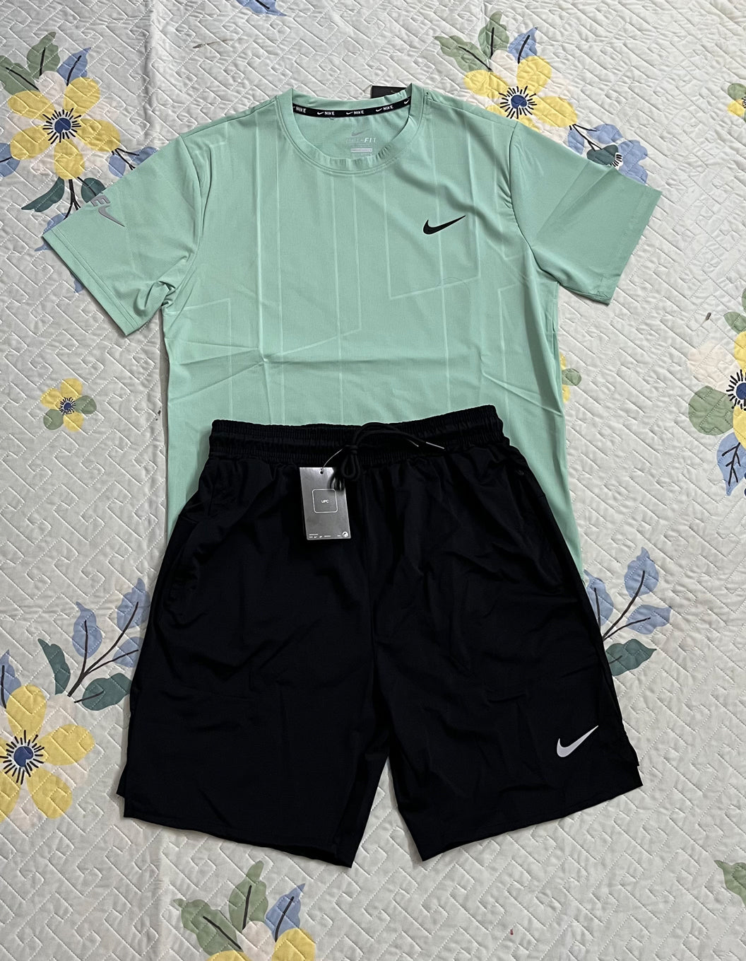 1243 Custom logo Quick Dry Short Sleeve Football Jersey for Men Wholesale Soccer Wear Set Sport Football Shirt Maillot De Foot
