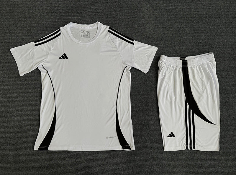 R009 Thailand Quality Football Wear Set Adult Sublimation Football Jersey Polyester Quick Dry Soccer Wear