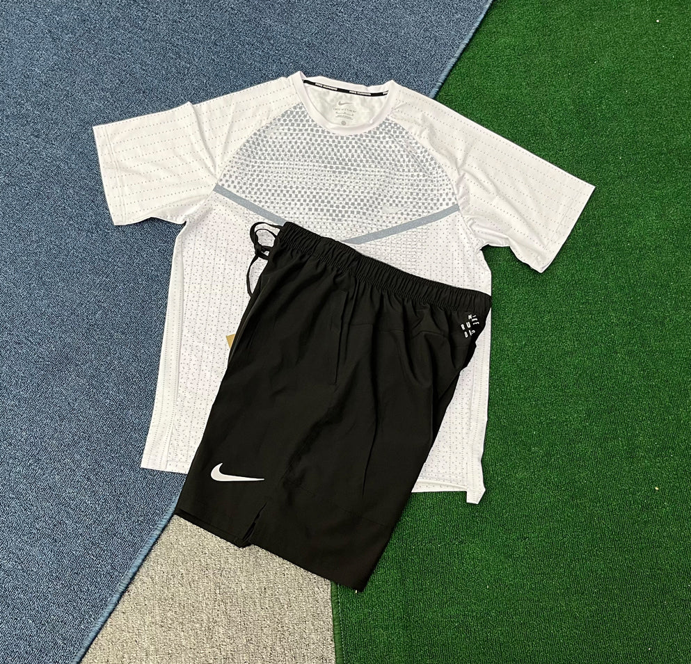 T900+975 Digital Printing Quick Dry for Adults Maillot De Foot Soccer Uniform Sets Soccer Jersey Wear Retro Football Jerseys