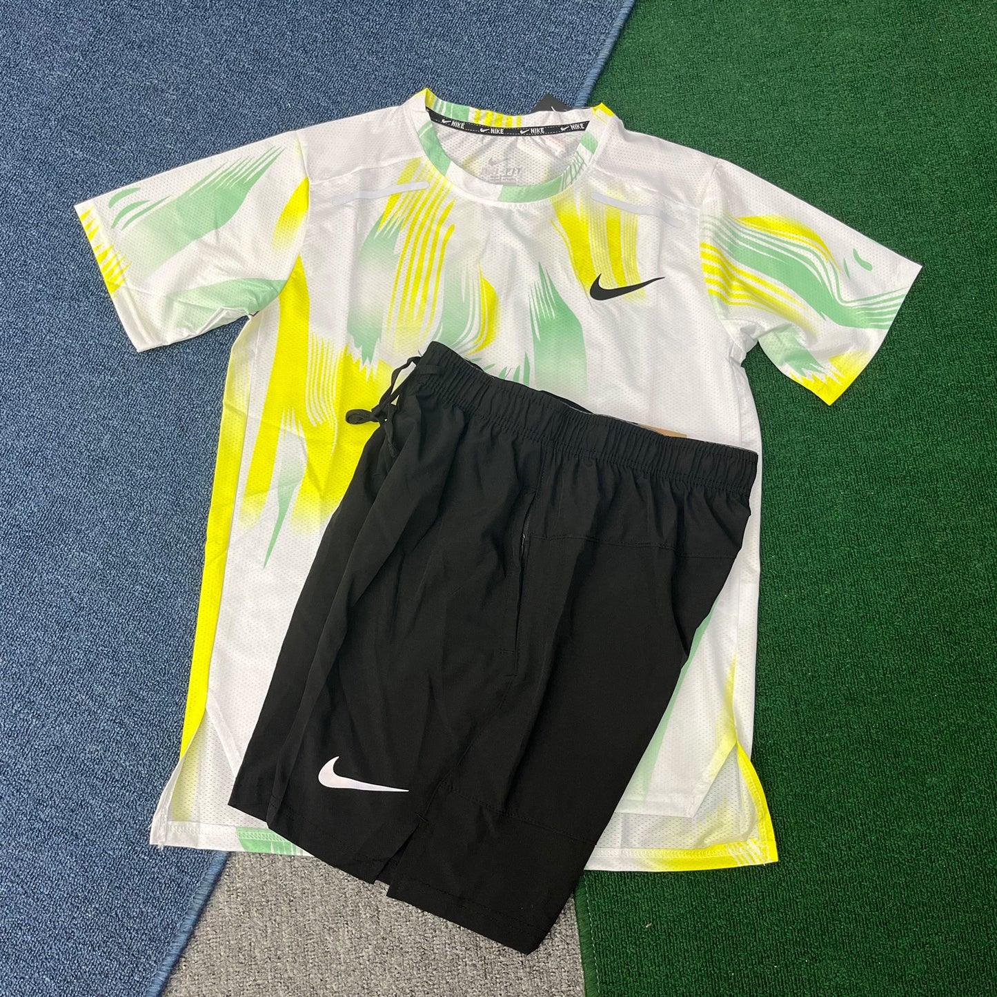 Factory Soccer Uniform Wholesale Football Jersey Football Uniform Custom Sport Training Wear Quick Dry Maillot De Foot
