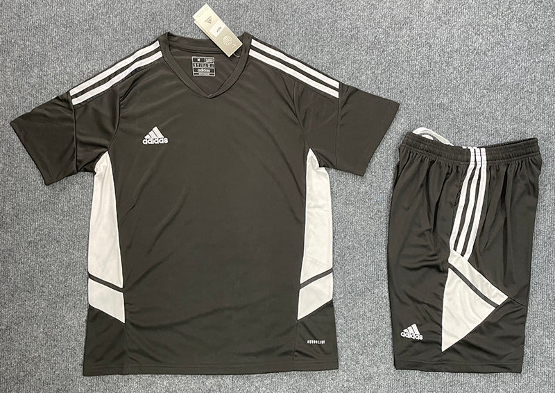 R003 Training Wear Futbol Breathable Men Short Sleeve Soccer Jersey Set Customized Soccer Wear