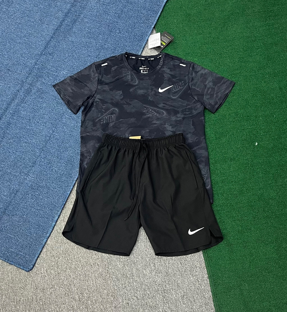 2736+218 Custom Logo Quick Dry Twinsets Training Running Gym Fitness Workout 2 Pieces Short Sleeve T-shirts and Shorts Men Tracksuit Sets