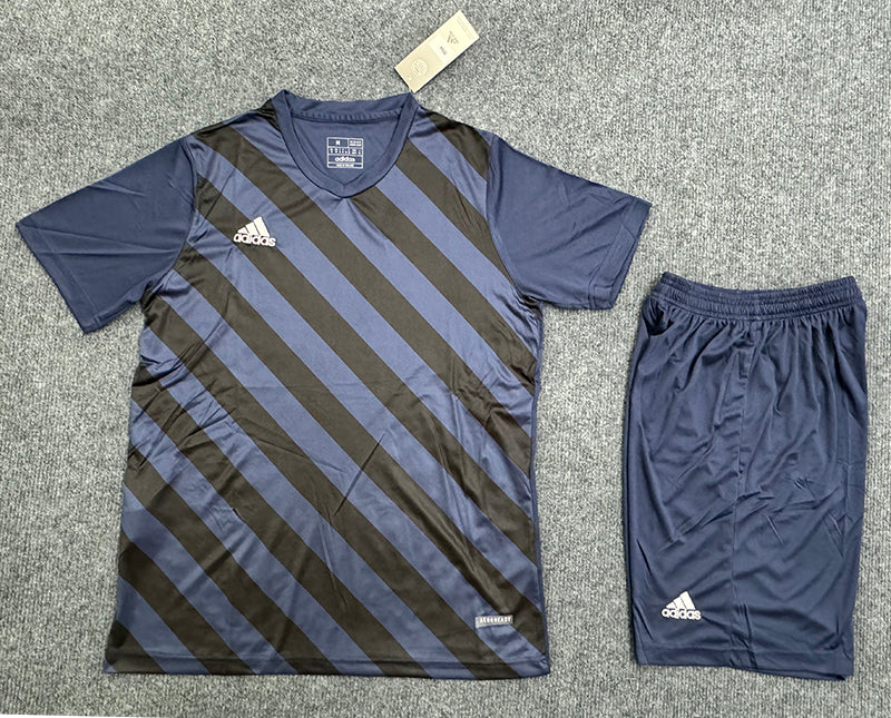R004 New Design Soccer Jersey Lightweight Team Wear High Quality Football Uniform Cheap Football Jersey