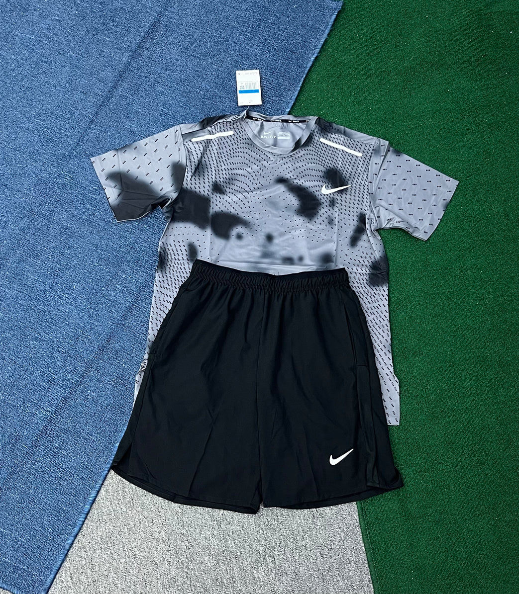 S313+2609 Custom Logo Summer Sportswear 2 Pieces Suits T Shirt Short Tracksuits Men Running Custom Men Shorts Set