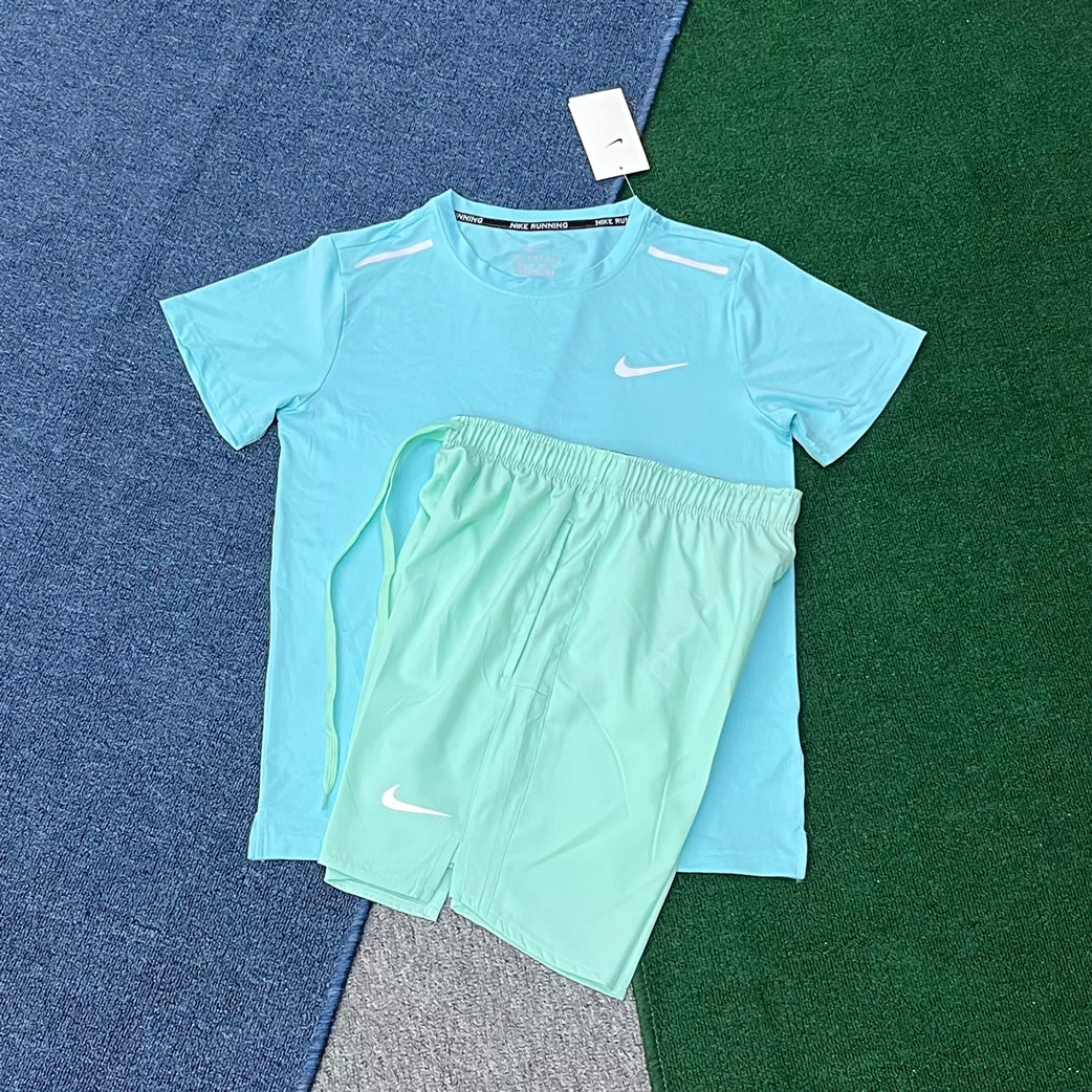 Soccer Custom Sublimated Polyester Sportswear Running Kit Tracksuit Training Breathable Kit OEM Service Maillot De Foot