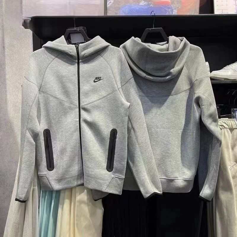 7922 Soccer Custom Thicken Sports Jacket Durable Windproof Breathable Outdoor Running Coats Hooded Hiking Polyester Tracksuit