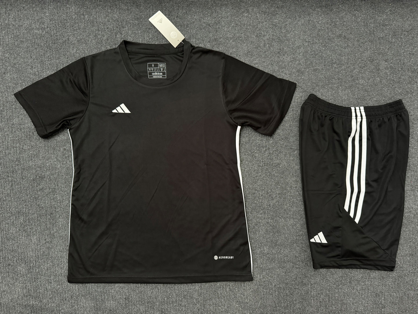 R018 Factory Customization Soccer Uniform Sets for Training Quick Dry Soccer Wear Digital Print Football Jerseys Set