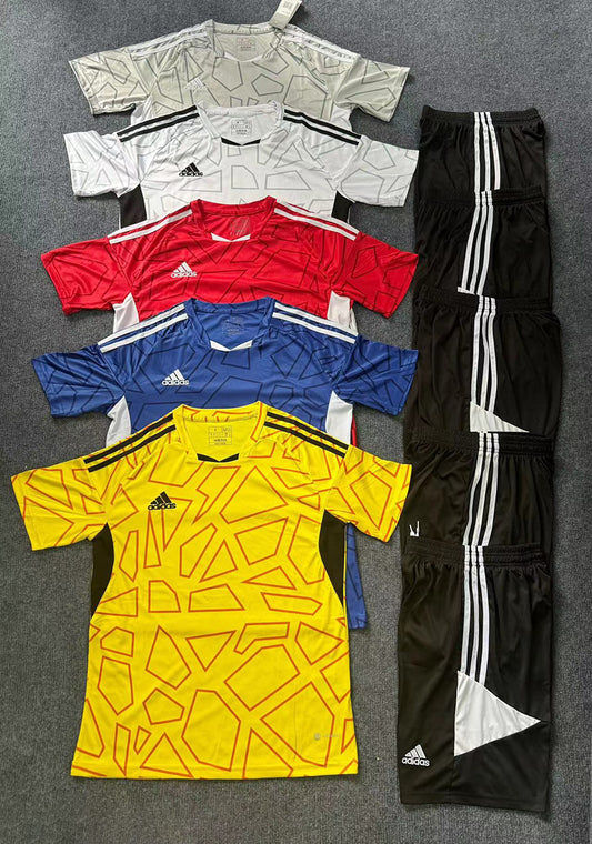 R008 Premium Quality Heat Transfer Football Jersey High Quality Custom Soccer Jerseys Retro Soccer Jersey
