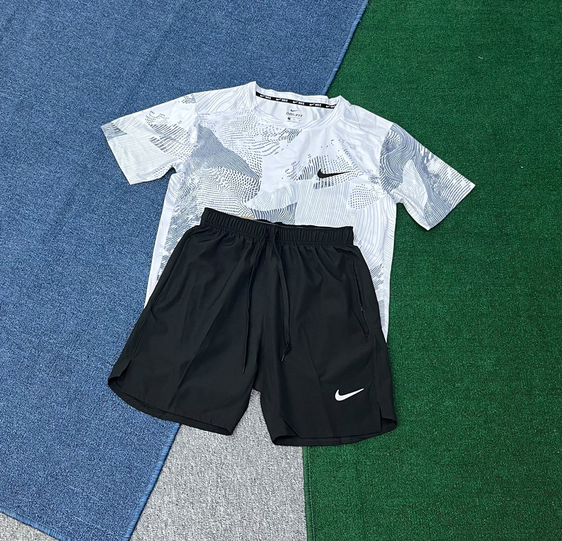 A002+D218 Factory Price Shorts 2 Piece Set Summer Sport Streetwear Style Men's Short Sleeve T-shirt and Shorts Short Tracksuit Set