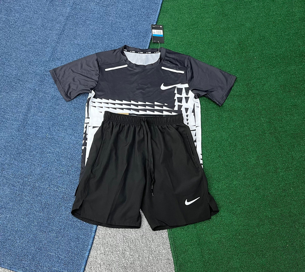 A002+D218 Factory Price Shorts 2 Piece Set Summer Sport Streetwear Style Men's Short Sleeve T-shirt and Shorts Short Tracksuit Set