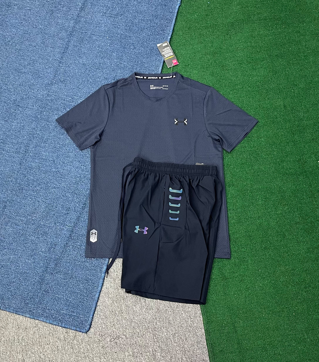 A322+216 Summer Men Sports Reflective Friendly Running Set Short Sleeve t Shirts Shorts 2 Pieces Lightweight Workout Gym Tracksuit