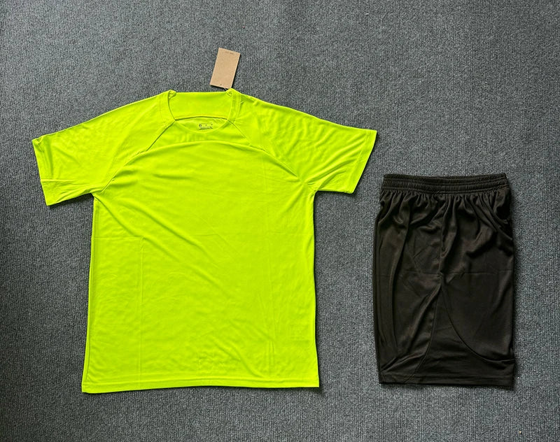 Factory Price Breathable Striped Soccer Wear 100% Polyester Fabric Football Shirt Maillot De Foot Men Retro Soccer Jersey
