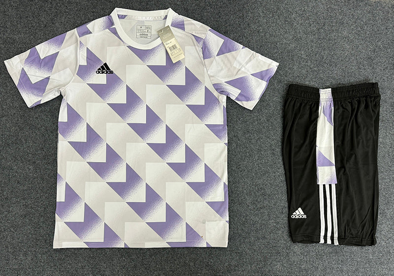R013 Custom logos Breathable Soccer Wear Training Summer Short-sleeved Sports Wear Professional Soccer Uniform