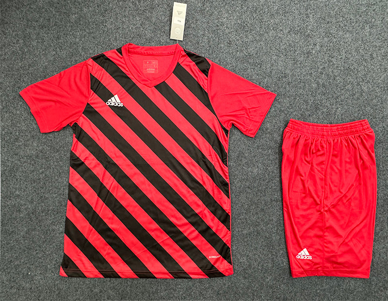 R004 New Design Soccer Jersey Lightweight Team Wear High Quality Football Uniform Cheap Football Jersey