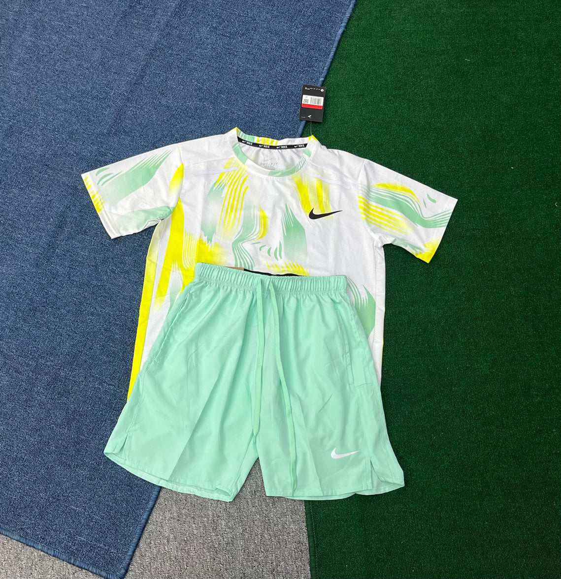A003+D218 Sports Wear Summer 2-Piece T-Shirt Shorts Set Men Running Fitness Training Outfit Lightweight Breathable Suits