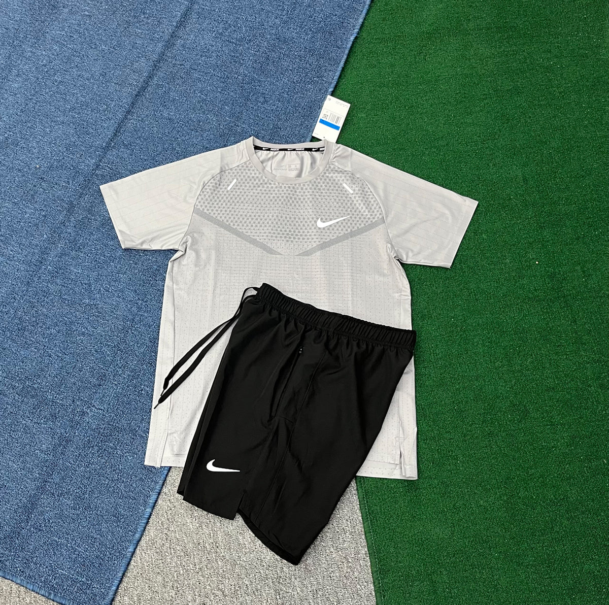 ST210+218 Custom Men's Tshirts and Shorts Set Workout Outfit for Running Training Gym Short Tracksuits for Men