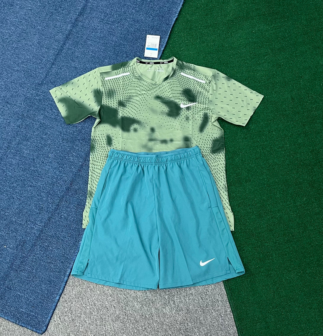 S313+2609 Custom Logo Summer Sportswear 2 Pieces Suits T Shirt Short Tracksuits Men Running Custom Men Shorts Set