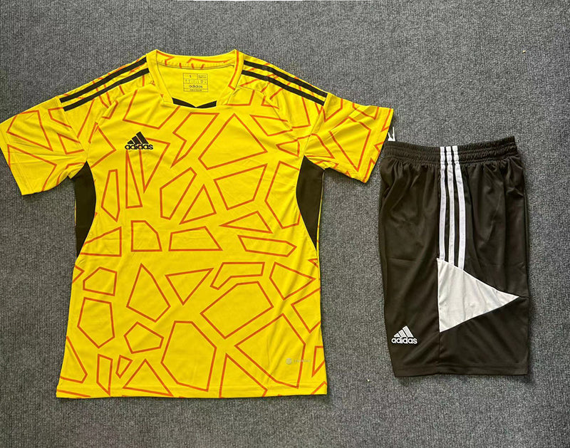 R008 Premium Quality Heat Transfer Football Jersey High Quality Custom Soccer Jerseys Retro Soccer Jersey